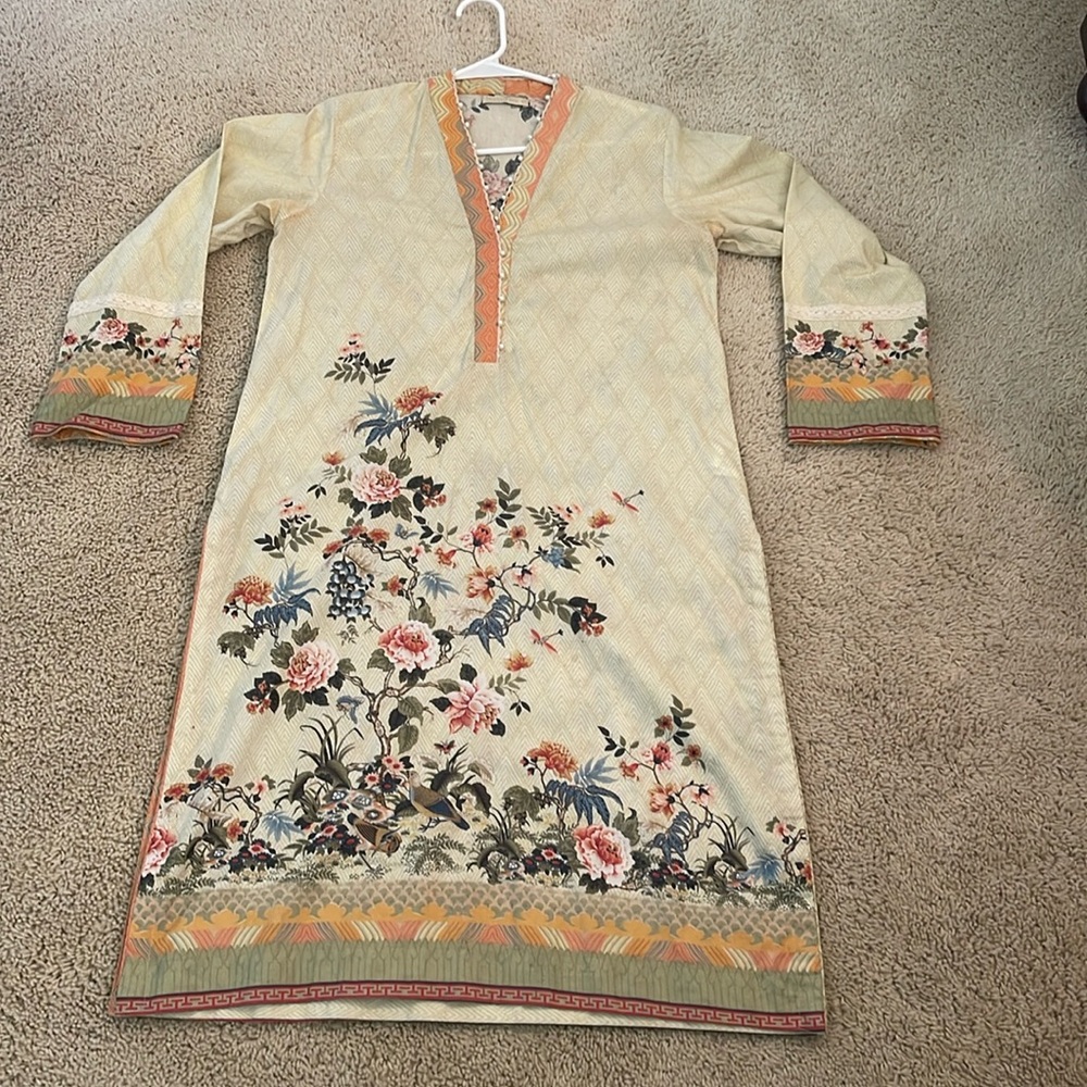 Beechtree Pakistani Indian printed kurta. Beautiful colors.